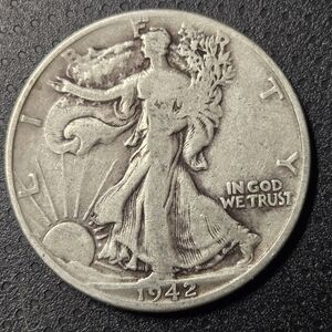 1942-D Walking Liberty Silver Half Dollar 90% Silver 50 cent piece 🗽